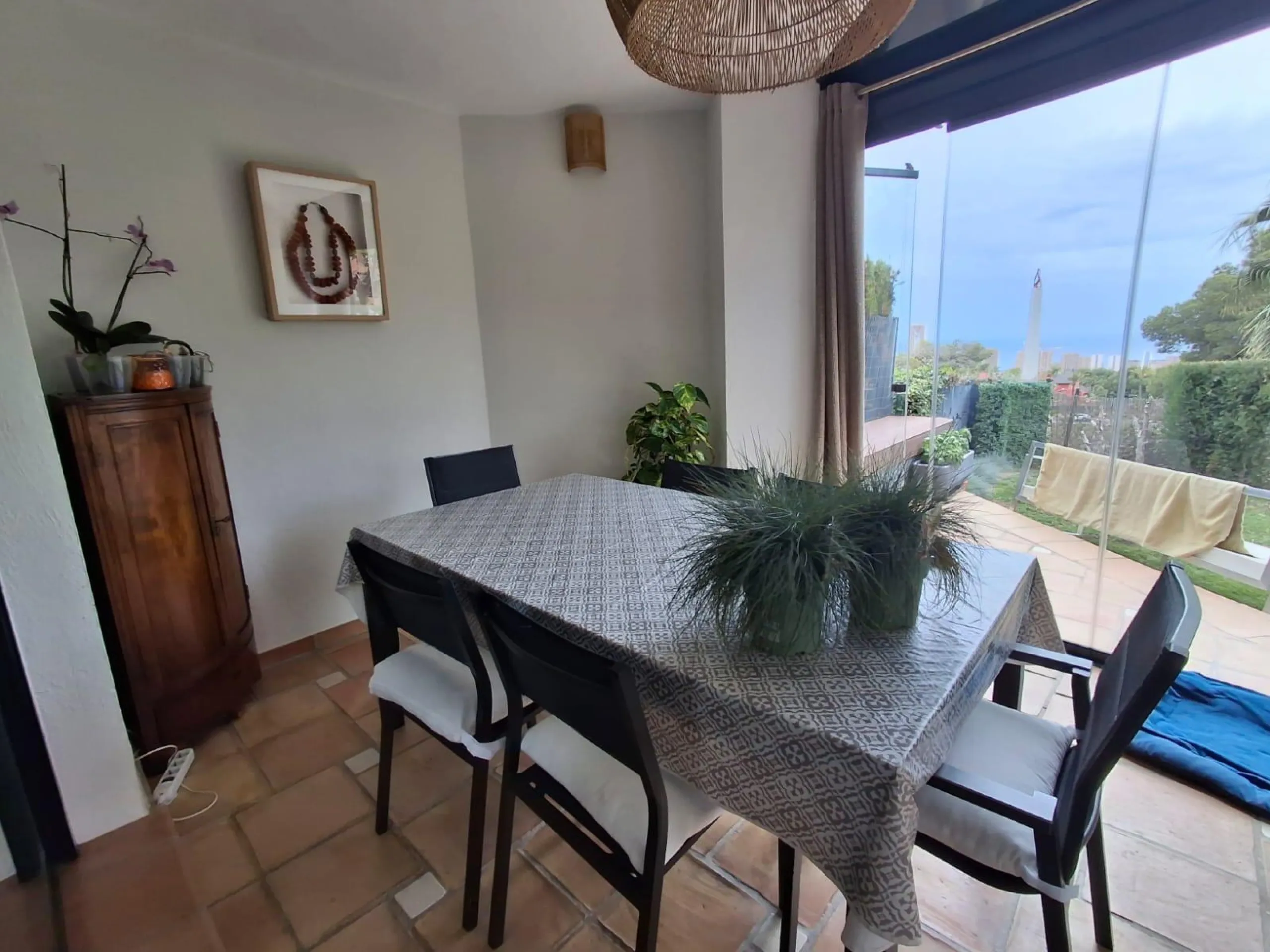 🌿🌊 Apartamento de esquina con gran jardín y vistas al mar en Sierra Cortina 🌊🌿