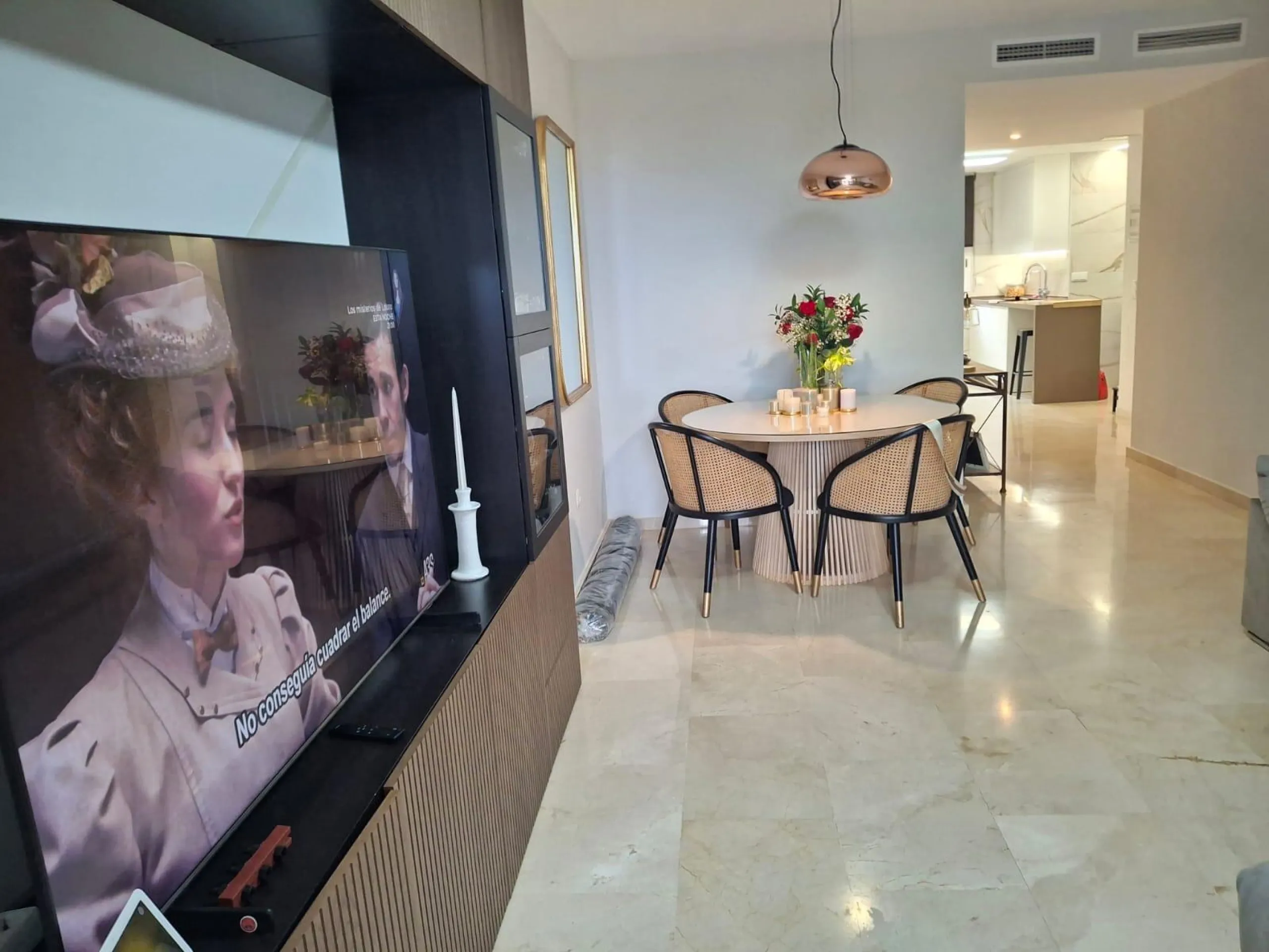 🌿🌊 Apartamento de esquina con gran jardín y vistas al mar en Sierra Cortina 🌊🌿