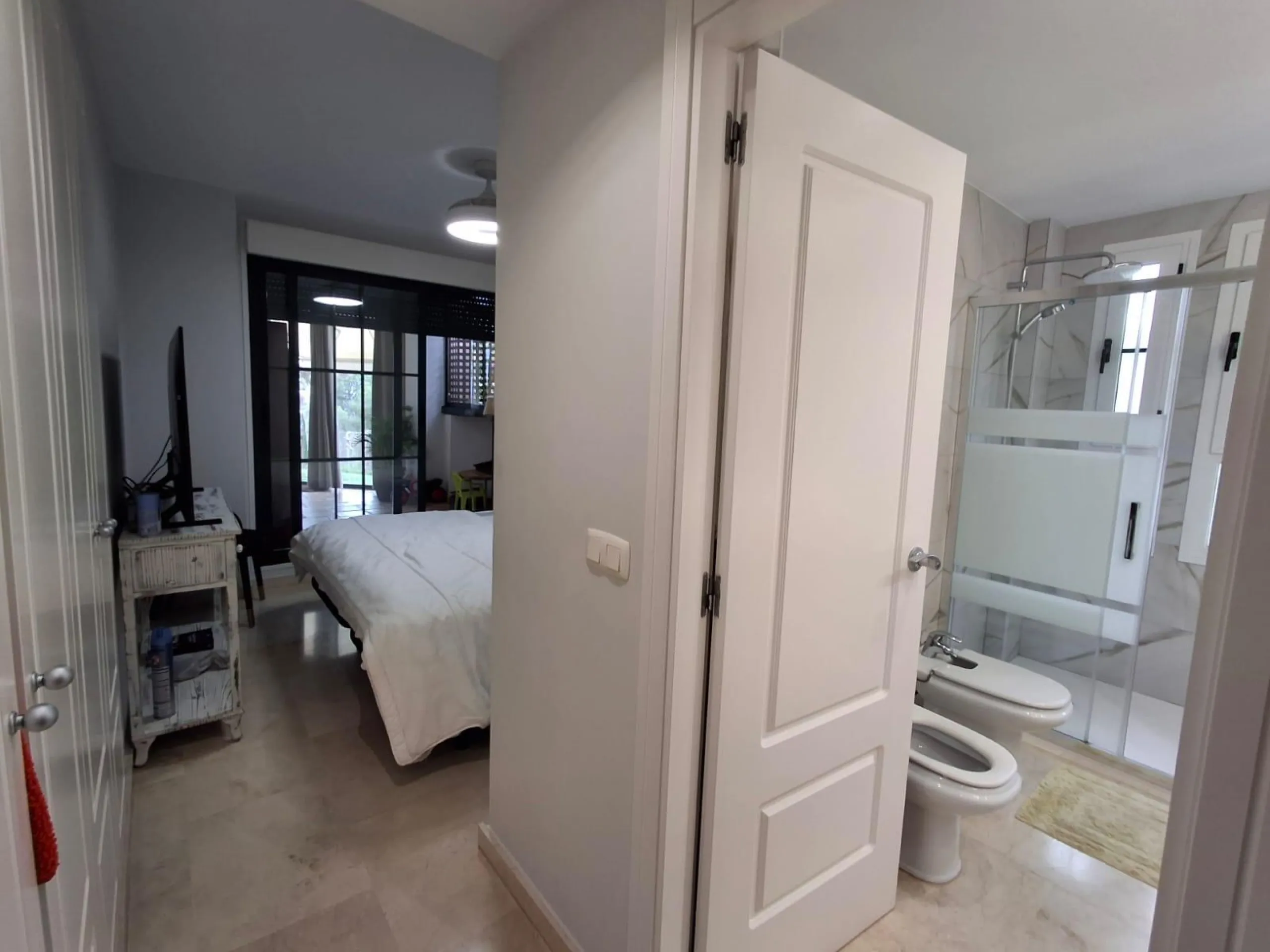 🌿🌊 Apartamento de esquina con gran jardín y vistas al mar en Sierra Cortina 🌊🌿