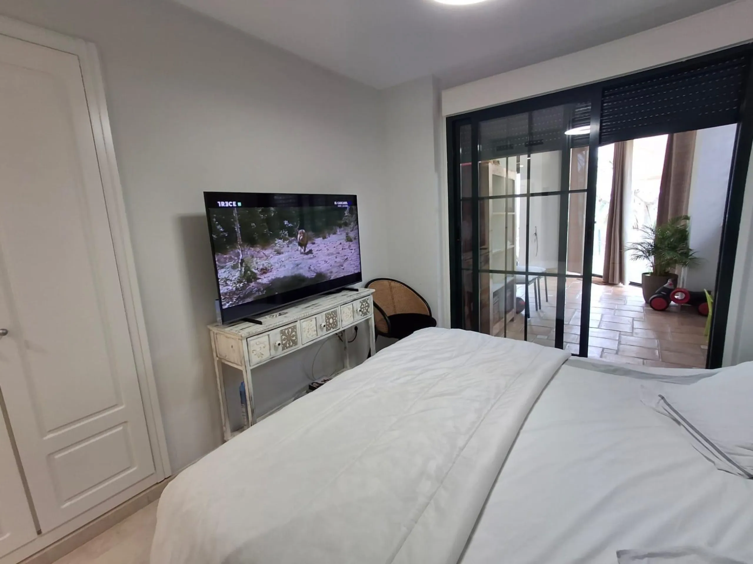 🌿🌊 Apartamento de esquina con gran jardín y vistas al mar en Sierra Cortina 🌊🌿