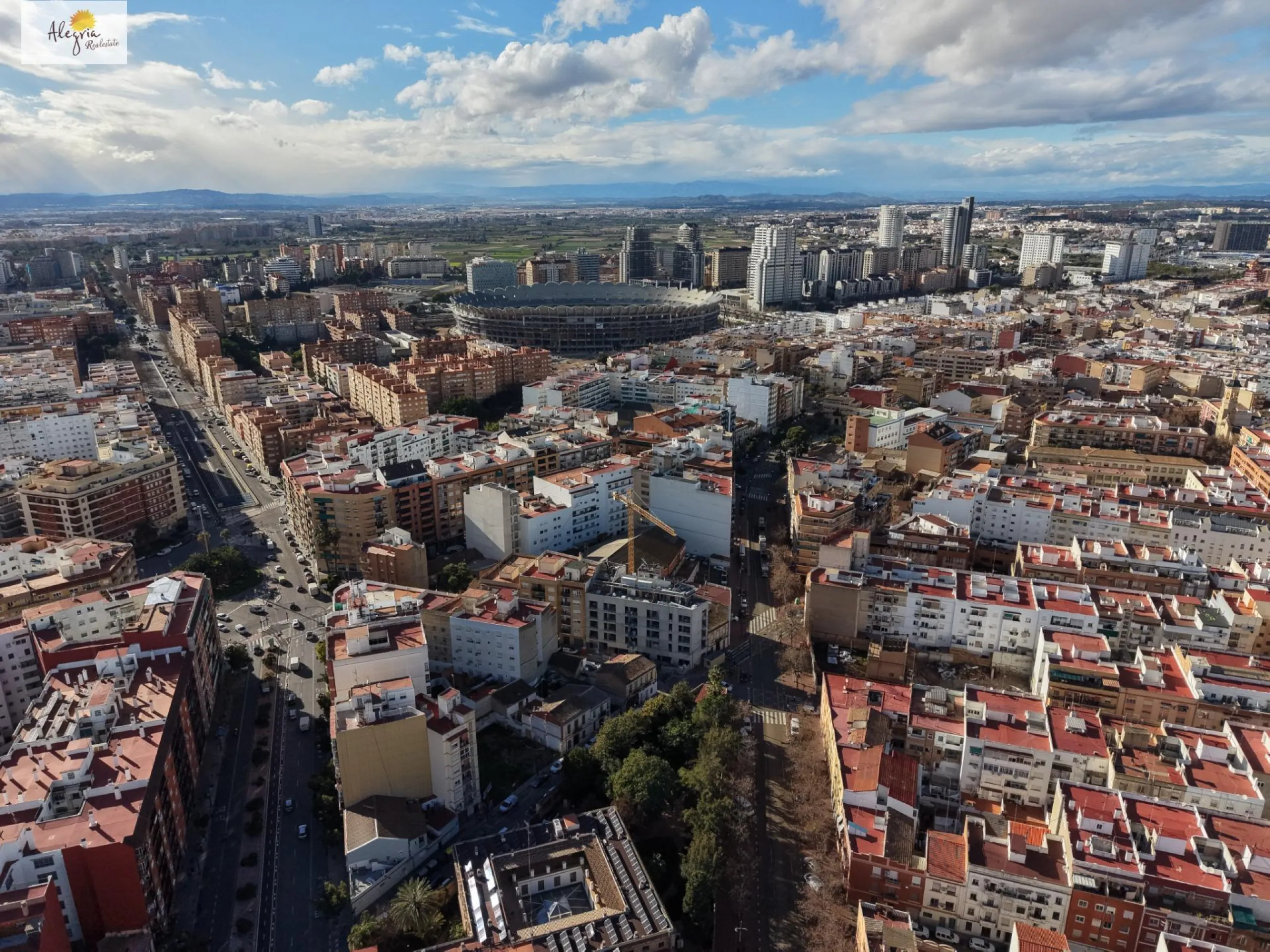 NUEVO BAJO COMERCIAL AV. BURJASSOT (VALENCIA)