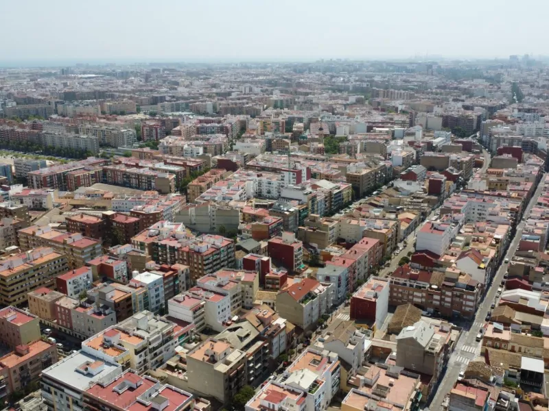 NUEVO BAJO COMERCIAL AV. BURJASSOT (VALENCIA)