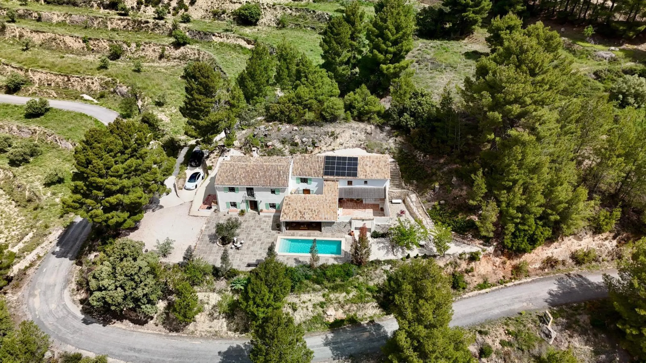 🌿 Finca de ensueño con 65.000 m² de naturaleza privada