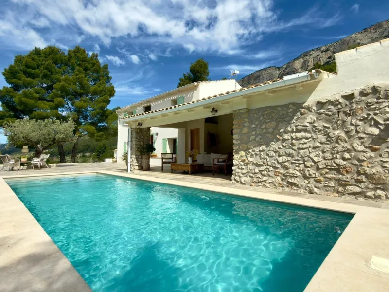 🌿 Finca de ensueño con 65.000 m² de naturaleza privada