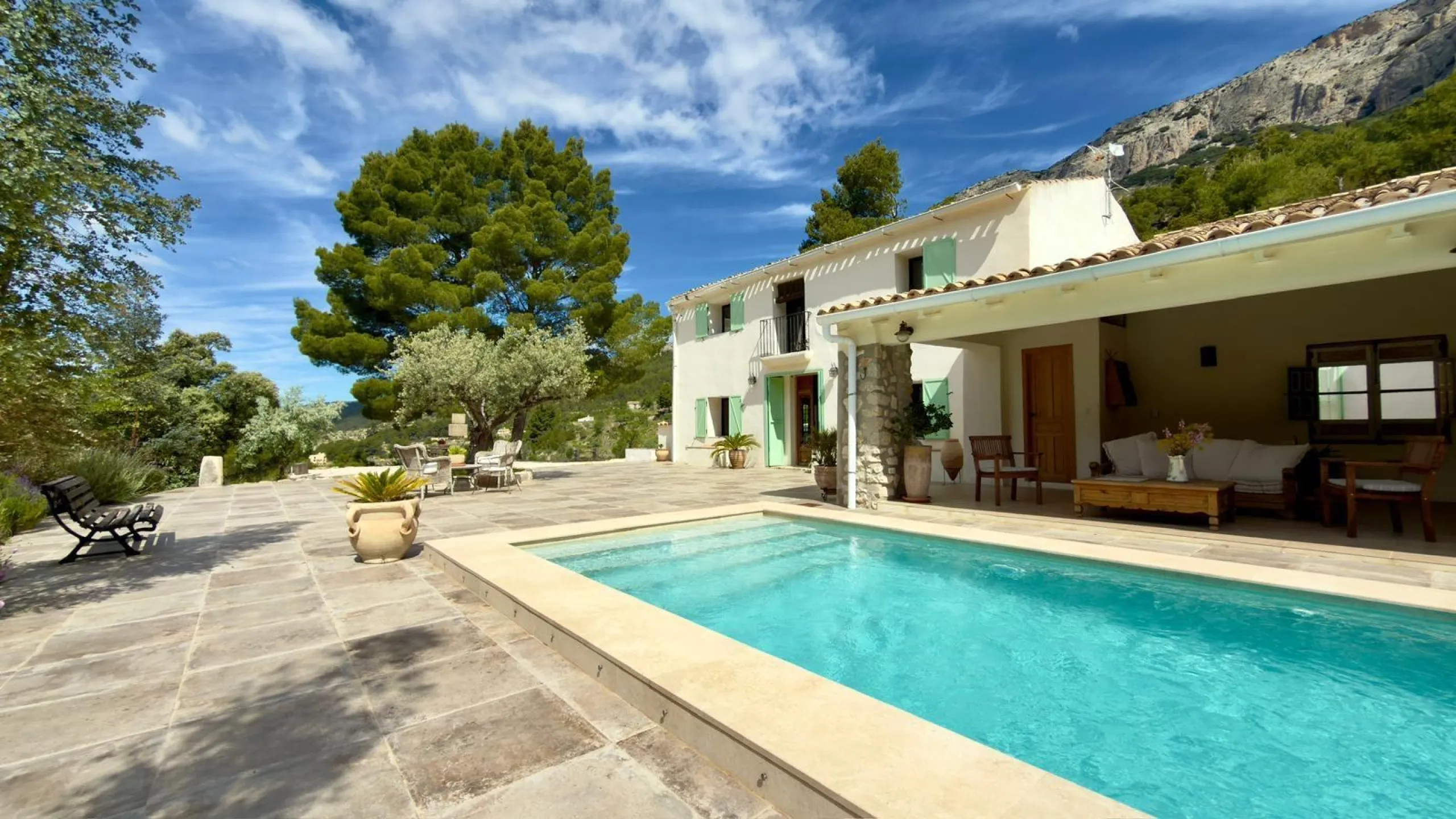 🌿 Finca de ensueño con 65.000 m² de naturaleza privada