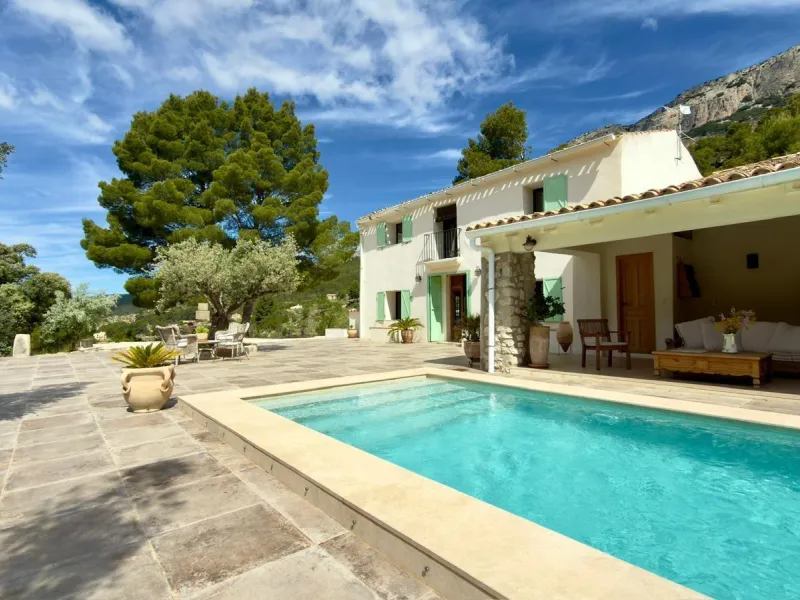 🌿 Finca de ensueño con 65.000 m² de naturaleza privada