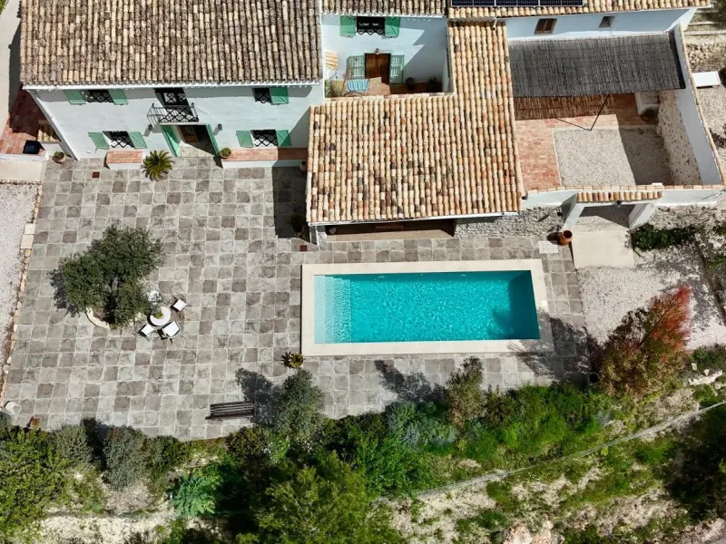 🌿 Finca de ensueño con 65.000 m² de naturaleza privada