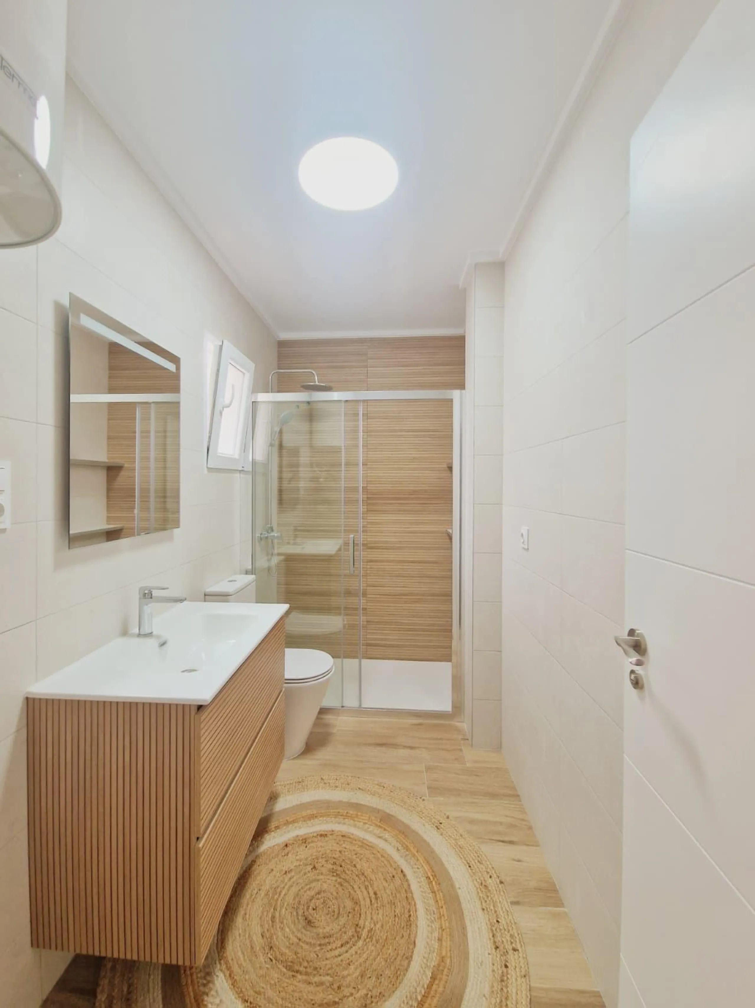 RENOVADO EDIFICIO EN SAN FULGENCIO CON APARTAMENTOS DE 1 DORM. 2 DORM. 3 DORM. DE 52 M2 A 93 M2. CON PISCINA COMUN.