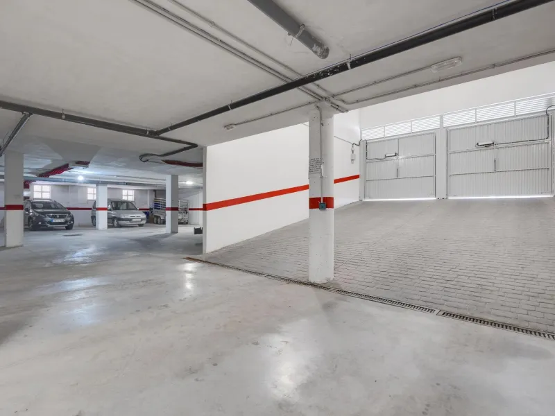 RENOVADO EDIFICIO EN SAN FULGENCIO CON APARTAMENTOS DE 1 DORM. 2 DORM. 3 DORM. DE 52 M2 A 93 M2. CON PISCINA COMUN.
