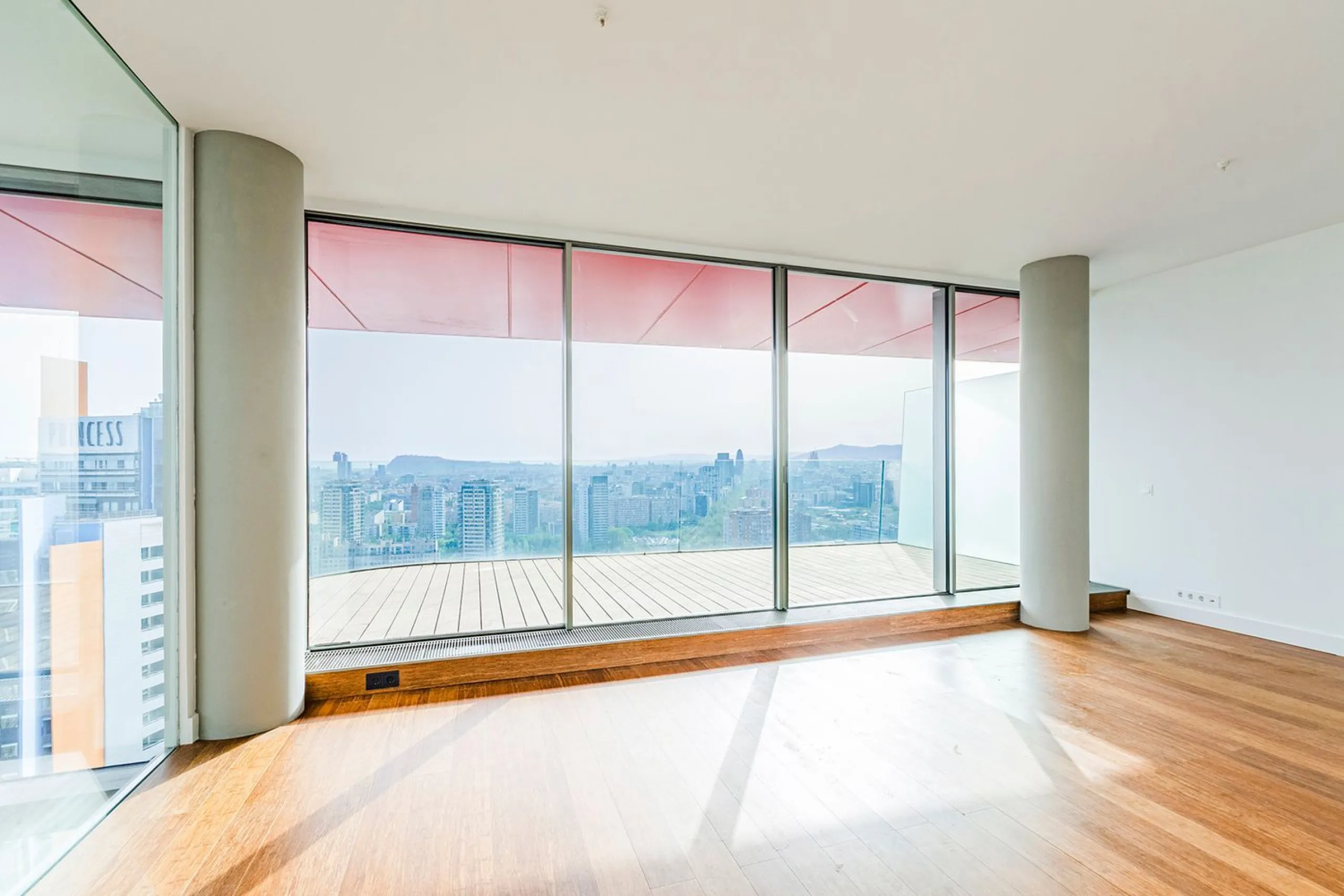 Antares: Luxury Penthouse in an Exclusive Seafront Complex in Diagonal Mar, Barcelona