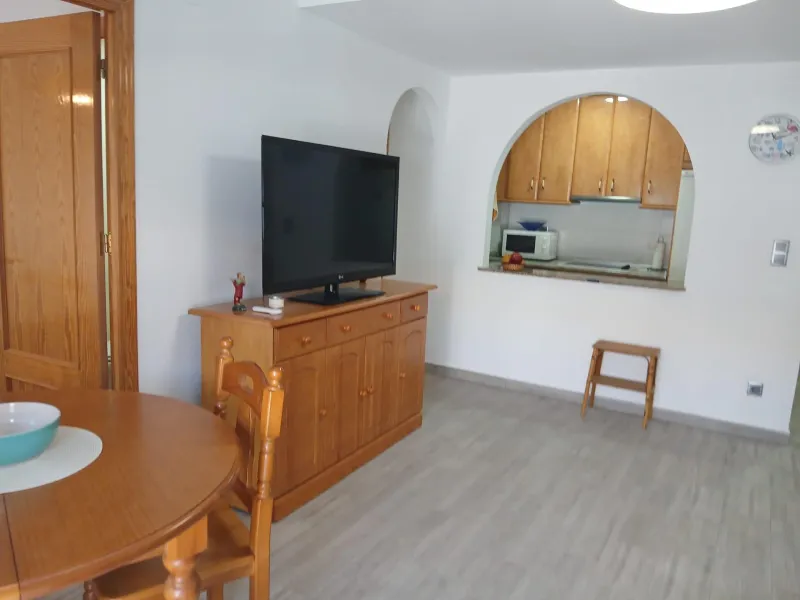 APARTAMENTO DE 3 HABITACIONES + PARKING + TRASTERO A TAN SOLO 80m DE LA PLAYA. GUARDAMAR DEL SEGURA