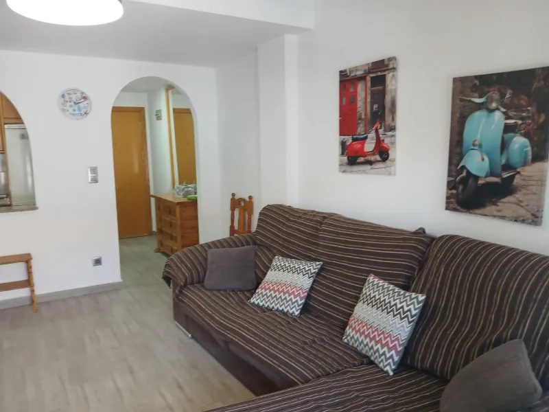 APARTAMENTO DE 3 HABITACIONES + PARKING + TRASTERO A TAN SOLO 80m DE LA PLAYA. GUARDAMAR DEL SEGURA