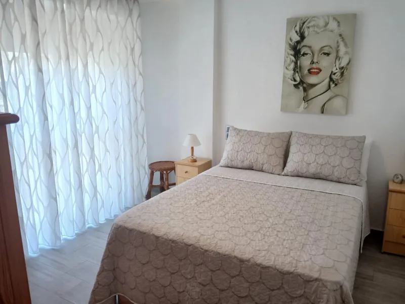 APARTAMENTO DE 3 HABITACIONES + PARKING + TRASTERO A TAN SOLO 80m DE LA PLAYA. GUARDAMAR DEL SEGURA