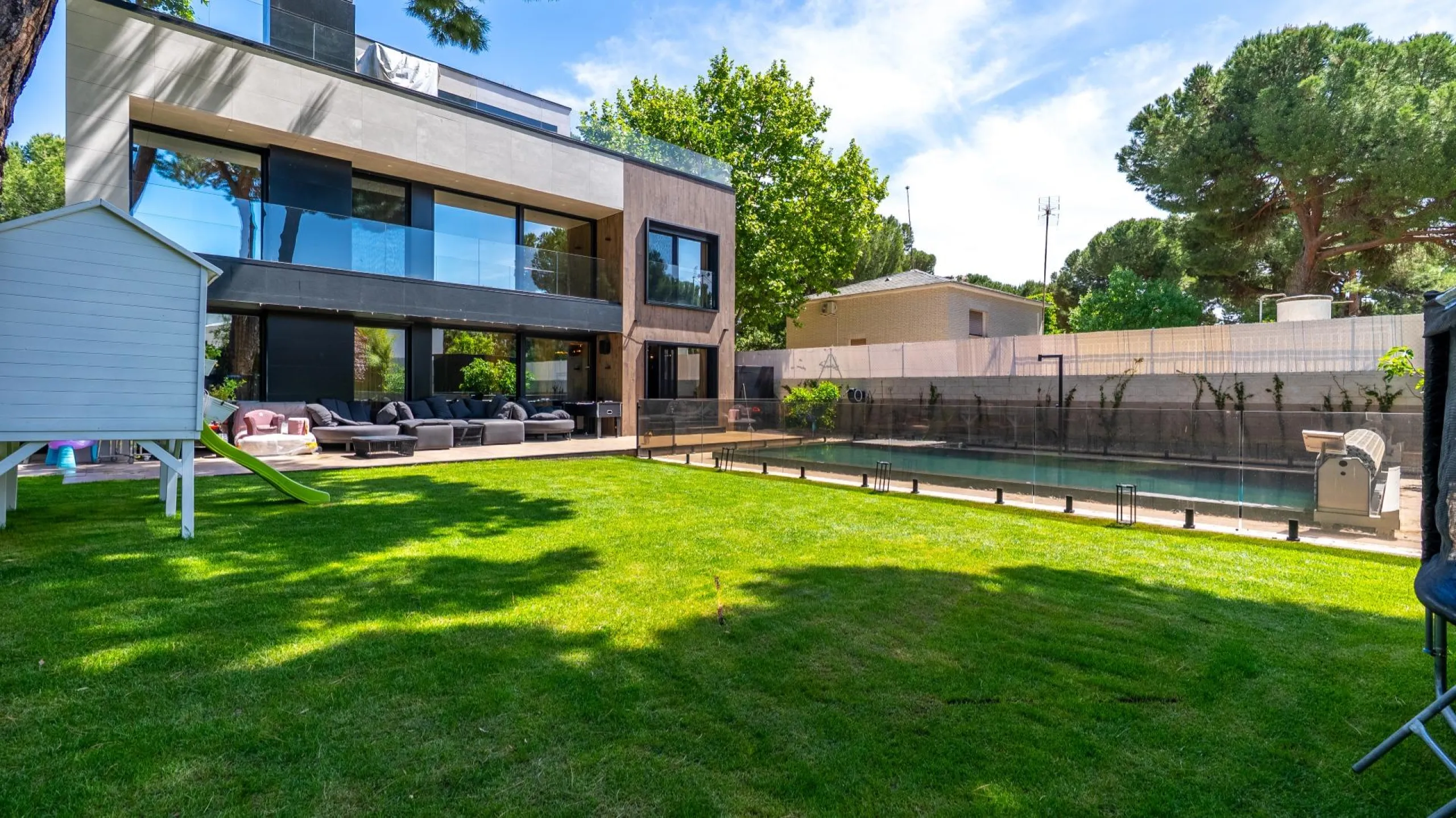 A truly exceptional luxury villa in Pozuelo de Alarcón — where design meets status