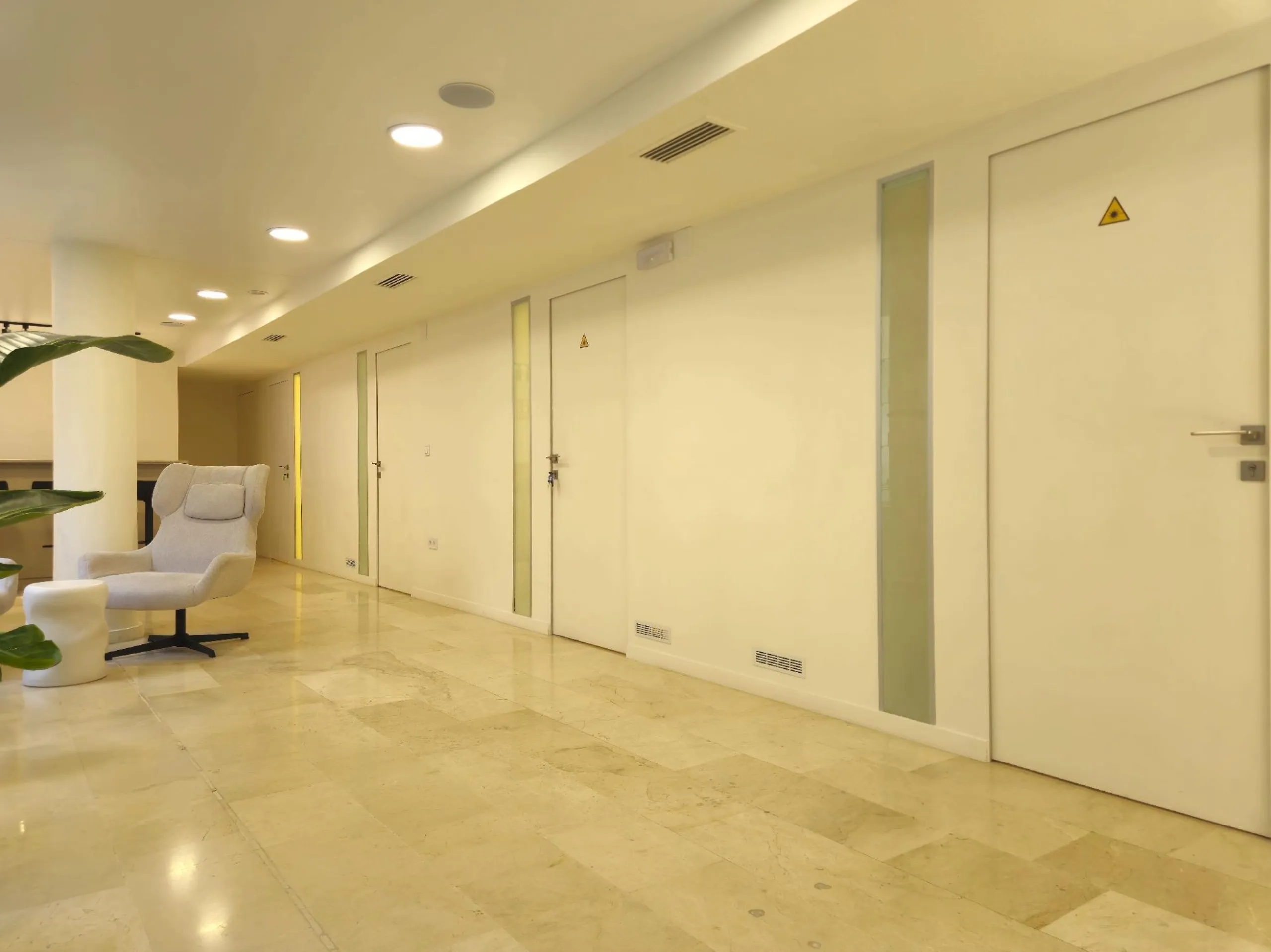 TRASPASO DE CLÍNICA DE MEDICINA ESTÉTICA EN ALICANTE – ZONA LUCEROS / EL CORTE INGLÉS