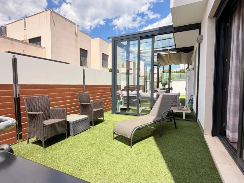 🌴 Independent villa with private pool and tourist license in Aguas Nuevas, Torrevieja