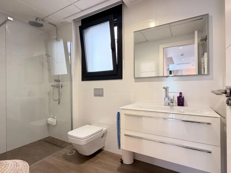 🌴 Independent villa with private pool and tourist license in Aguas Nuevas, Torrevieja