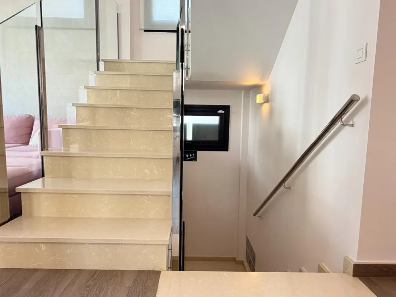 🌴 Independent villa with private pool and tourist license in Aguas Nuevas, Torrevieja