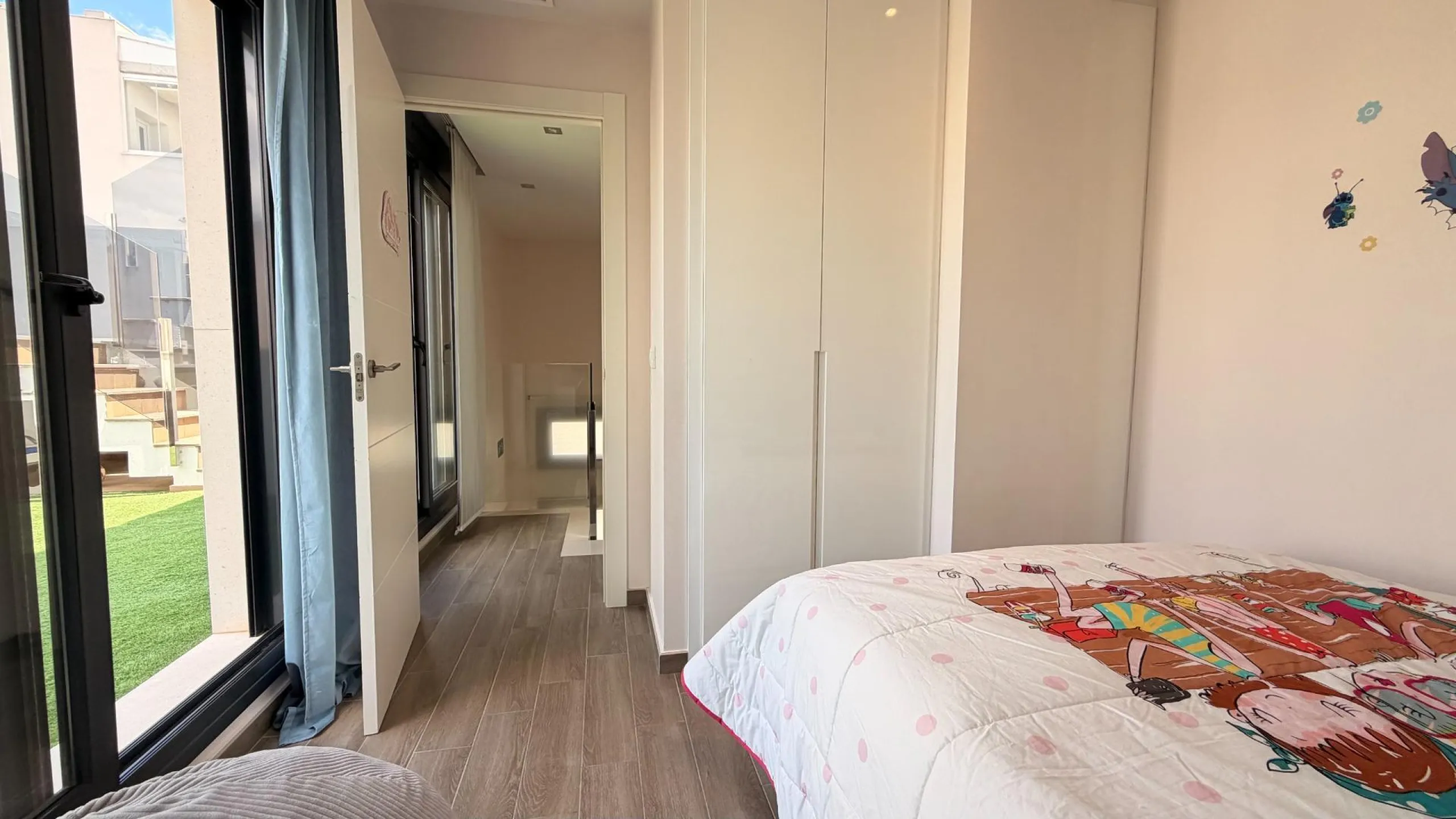 🌴 Independent villa with private pool and tourist license in Aguas Nuevas, Torrevieja