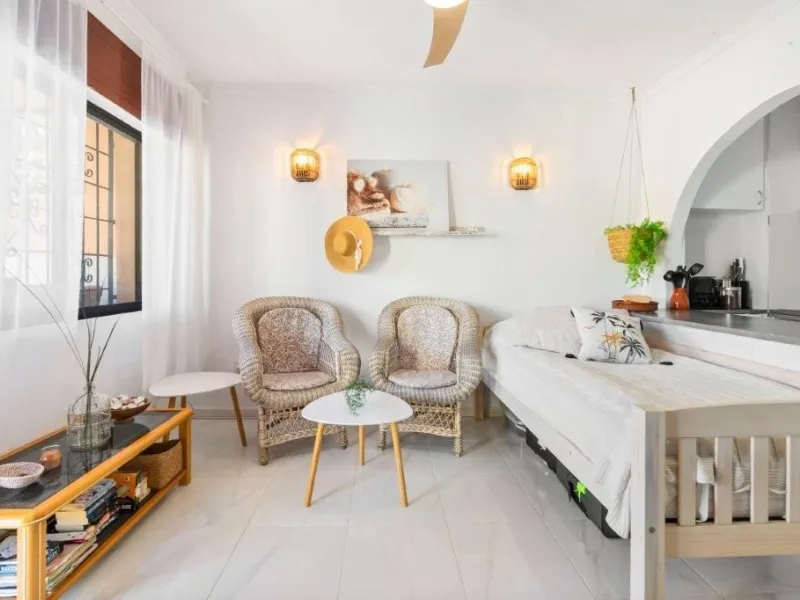 BUNGALOW PLANTA BAJA CON SUPER TERRAZAS EN FRUTALES. A ESCASOS 450m DEL MAR