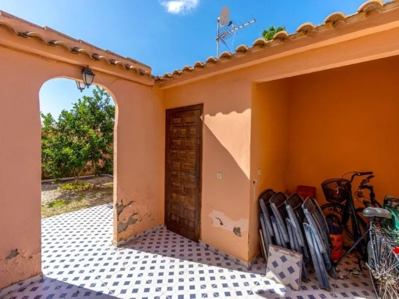 BUNGALOW PLANTA BAJA CON SUPER TERRAZAS EN FRUTALES. A ESCASOS 450m DEL MAR