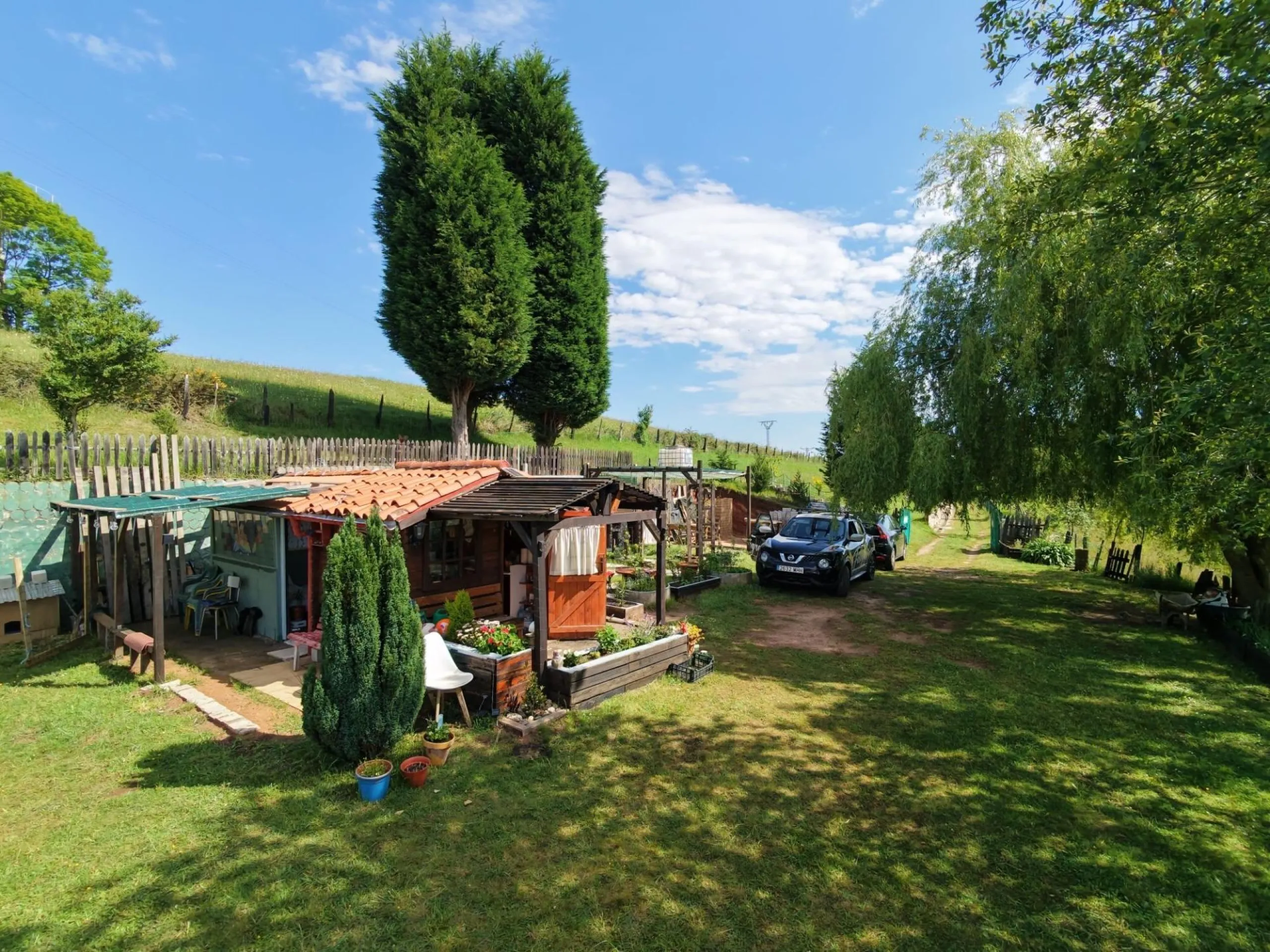 Finca exclusiva de 10.000 ‭m2‬ con vistas espectaculares – A solo 5 minutos de Oviedo