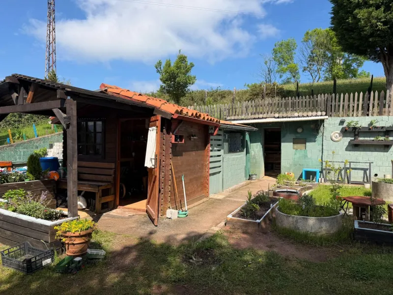 Finca exclusiva de 10.000 ‭m2‬ con vistas espectaculares – A solo 5 minutos de Oviedo
