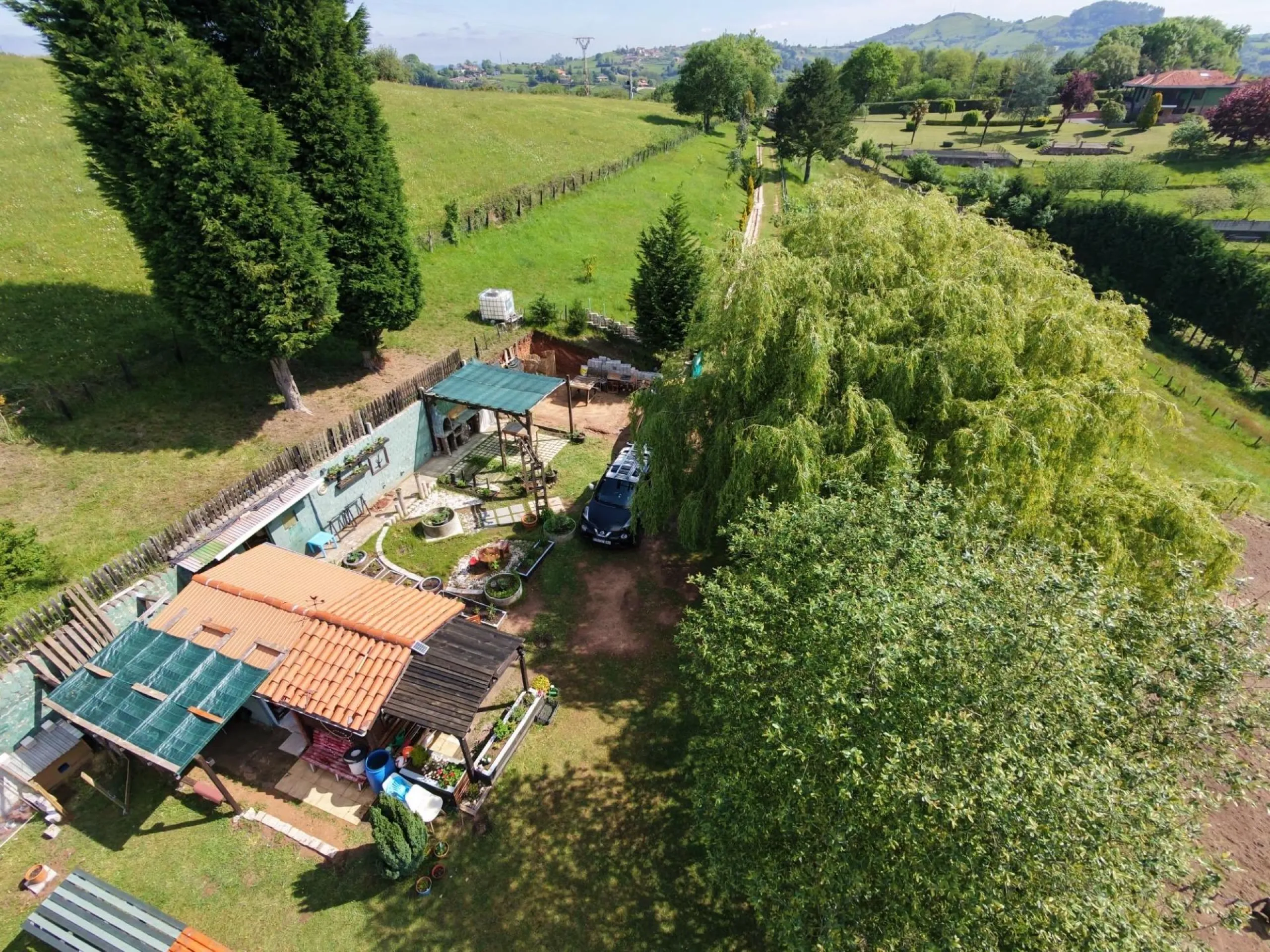 Finca exclusiva de 10.000 ‭m2‬ con vistas espectaculares – A solo 5 minutos de Oviedo