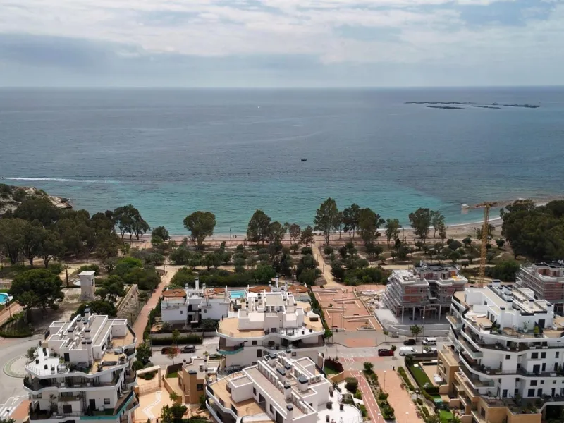 Exclusivo dúplex penthouse con jacuzzi junto al mar en Allonbay — primera línea de la playa El Torres