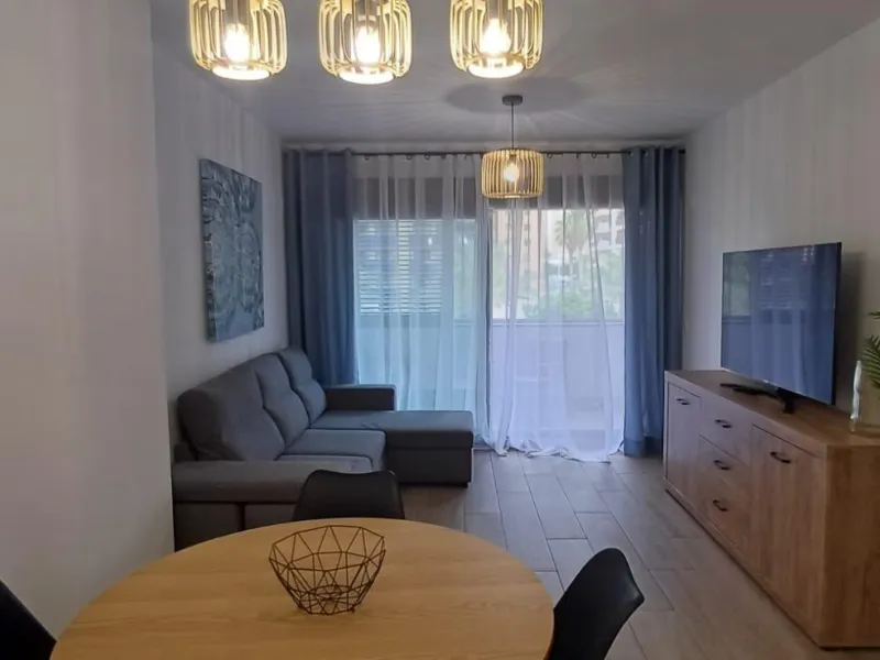 Apartamentos en la Cala para vivir o invertir!