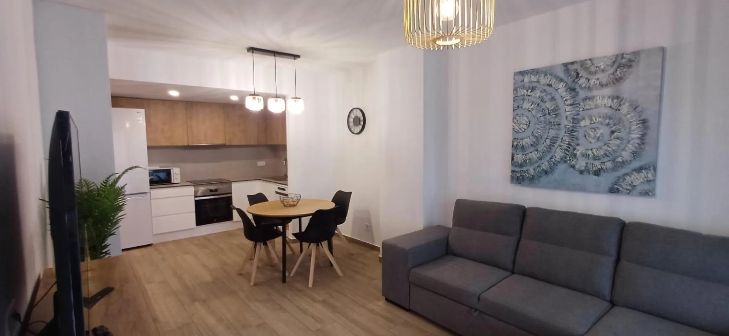 Apartamentos en la Cala para vivir o invertir!