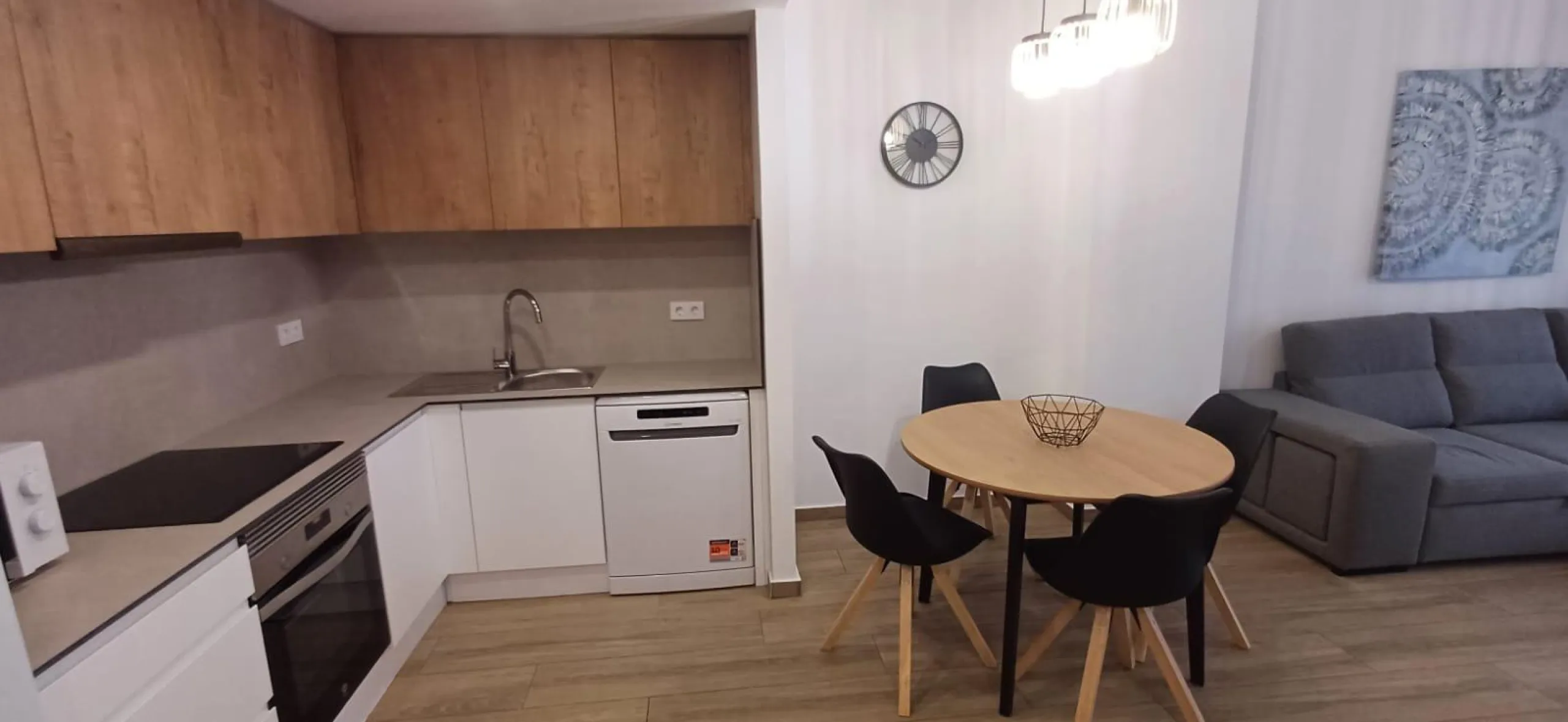 Apartamentos en la Cala para vivir o invertir!