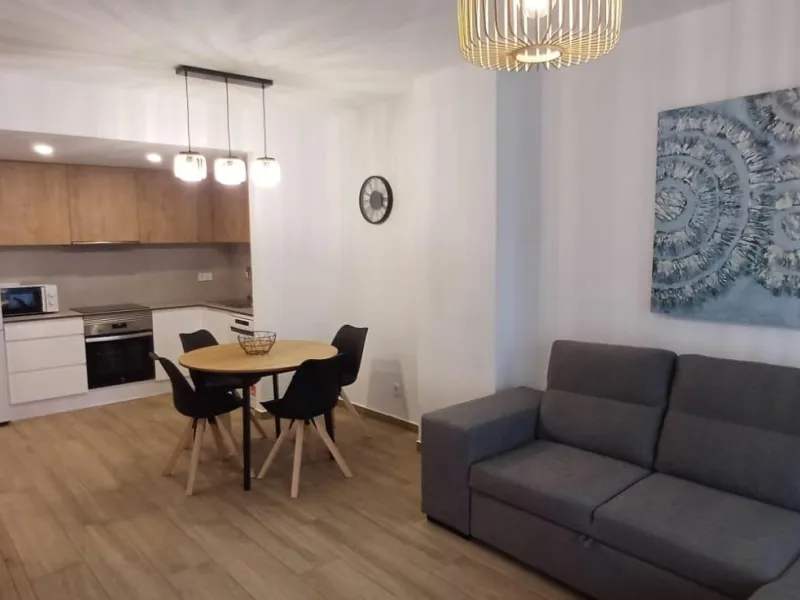 Apartamentos en la Cala para vivir o invertir!