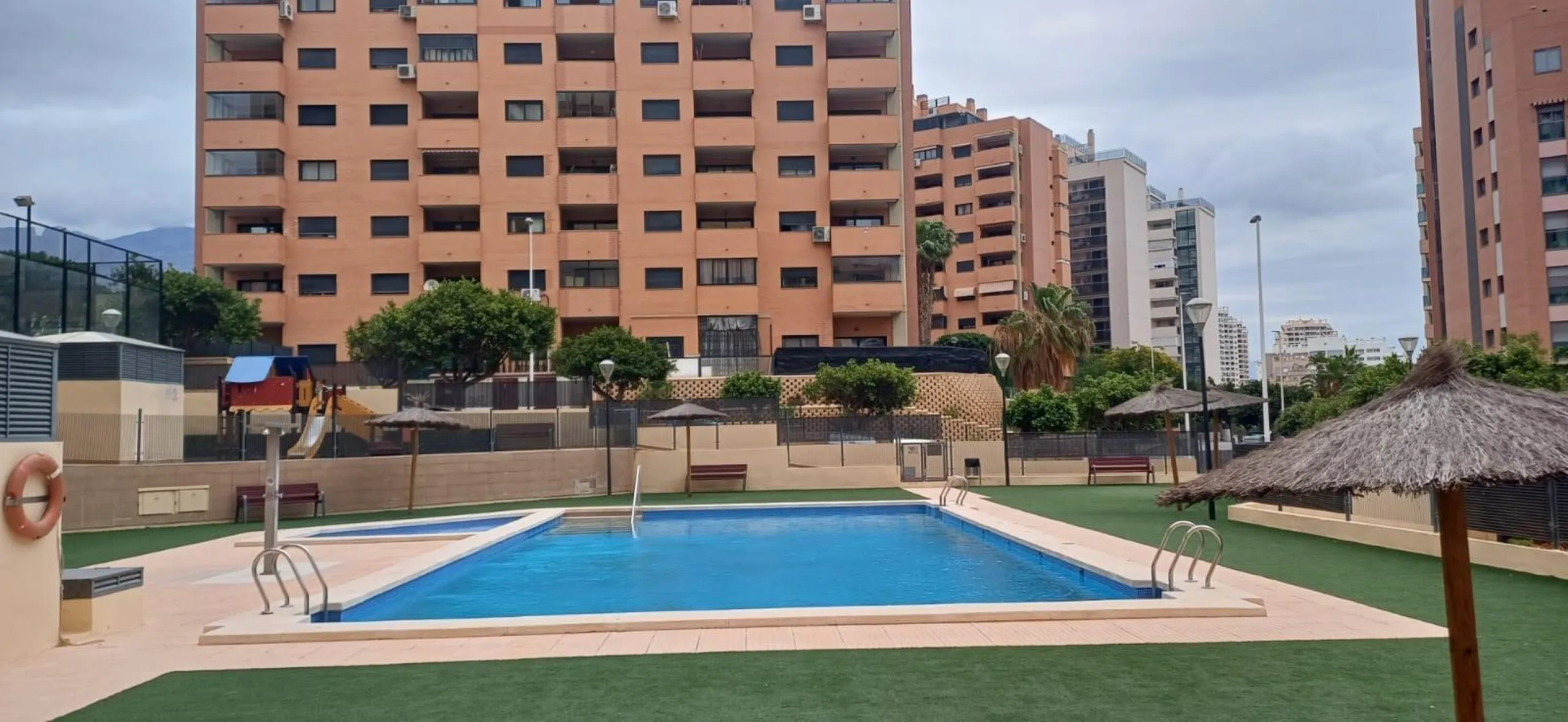 Apartamentos en la Cala para vivir o invertir!