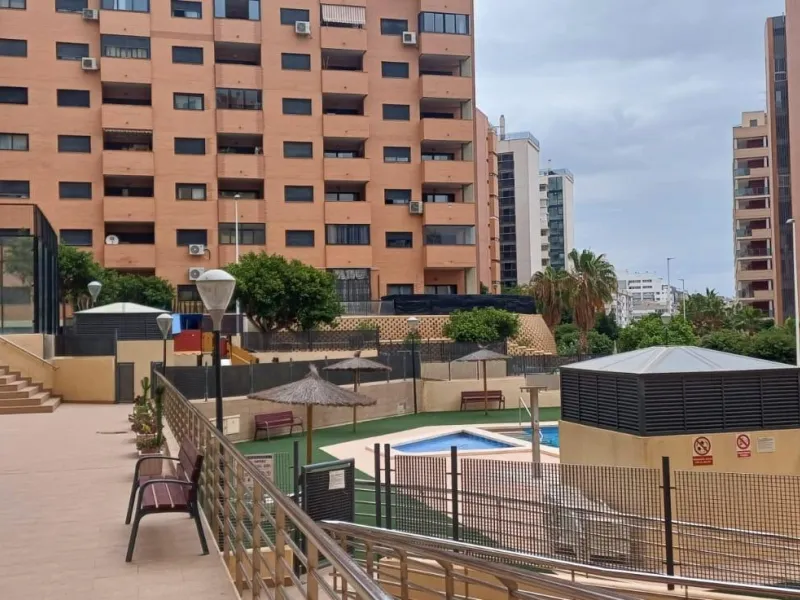 Apartamentos en la Cala para vivir o invertir!