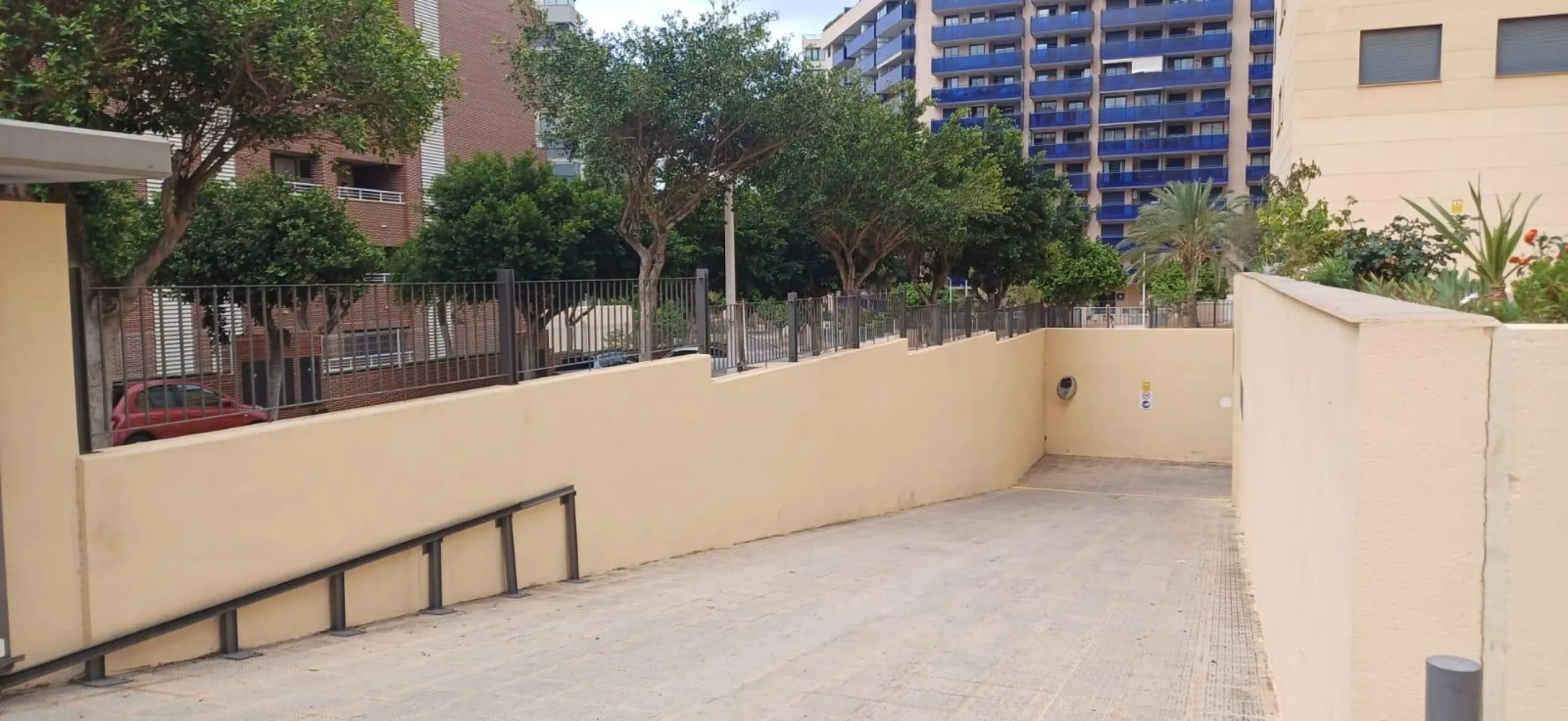 Apartamentos en la Cala para vivir o invertir!
