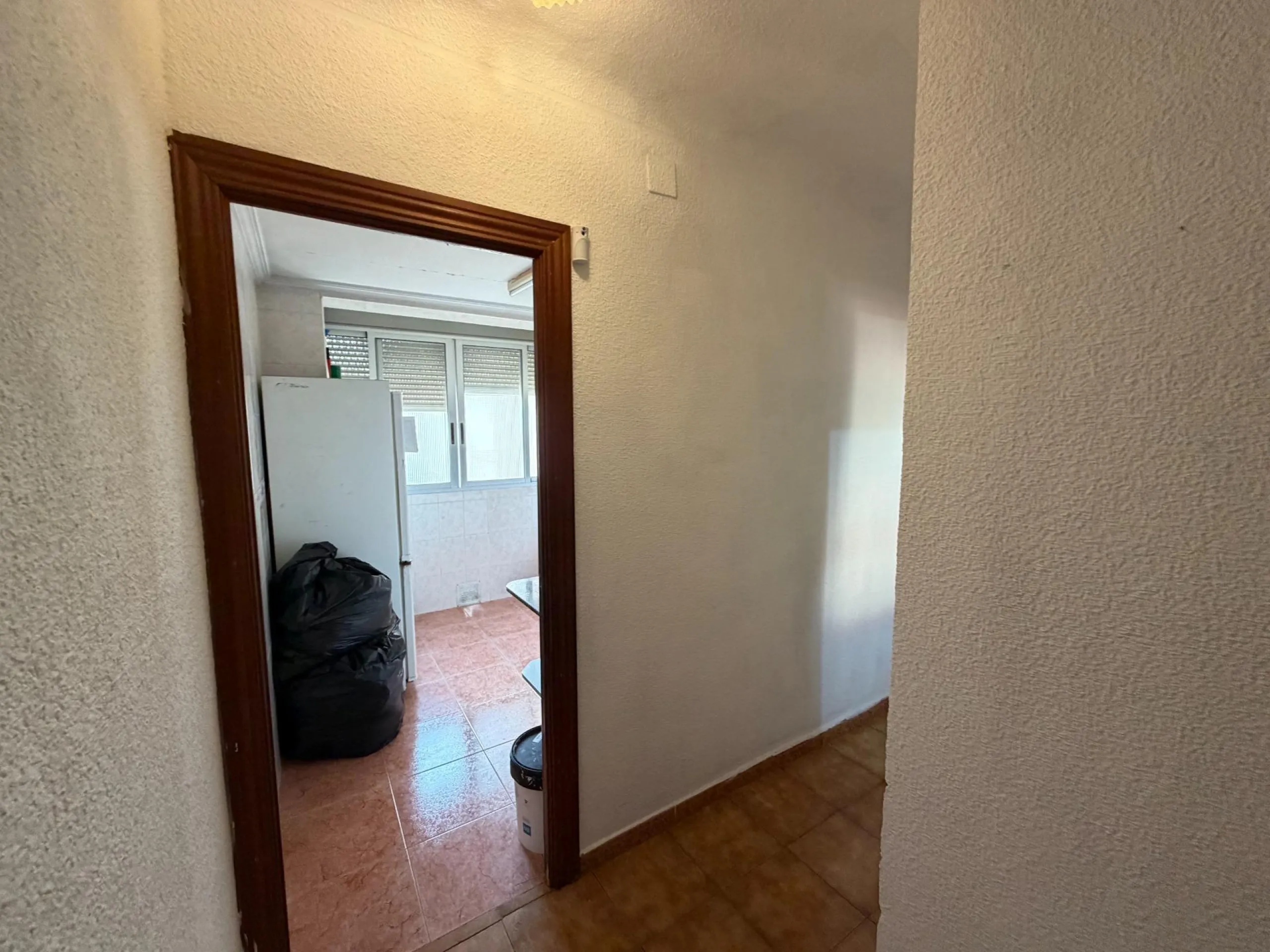 APARTMENT IN ALICANTE — EXCELLENT OPPORTUNITY TO LIVE OR INVEST