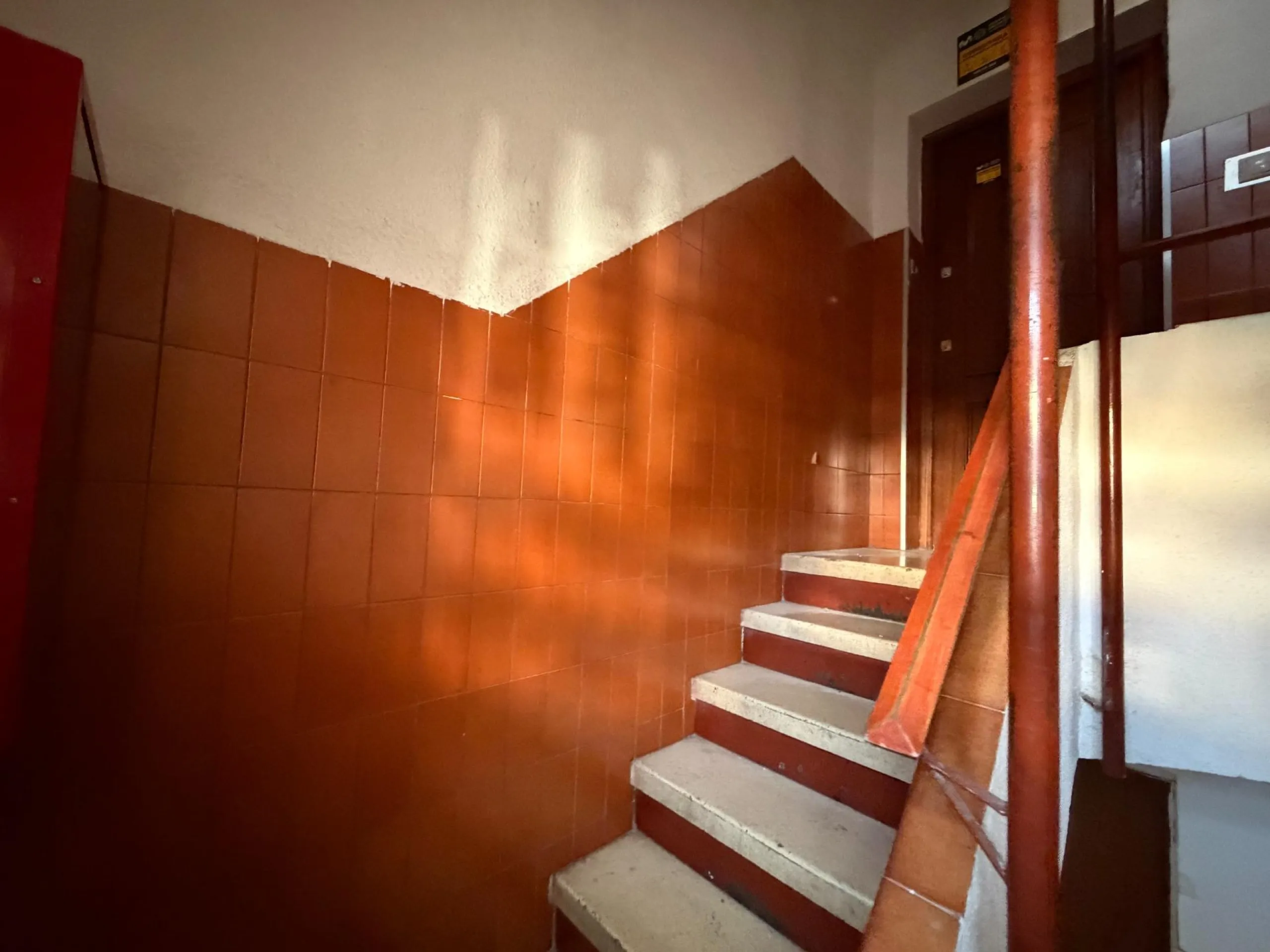APARTMENT IN ALICANTE — EXCELLENT OPPORTUNITY TO LIVE OR INVEST