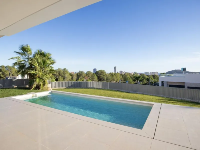 Complejo Residencial de Villas en Golf Bahia - Fase 2