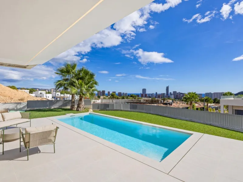 Complejo Residencial de Villas en Golf Bahia - Fase 2