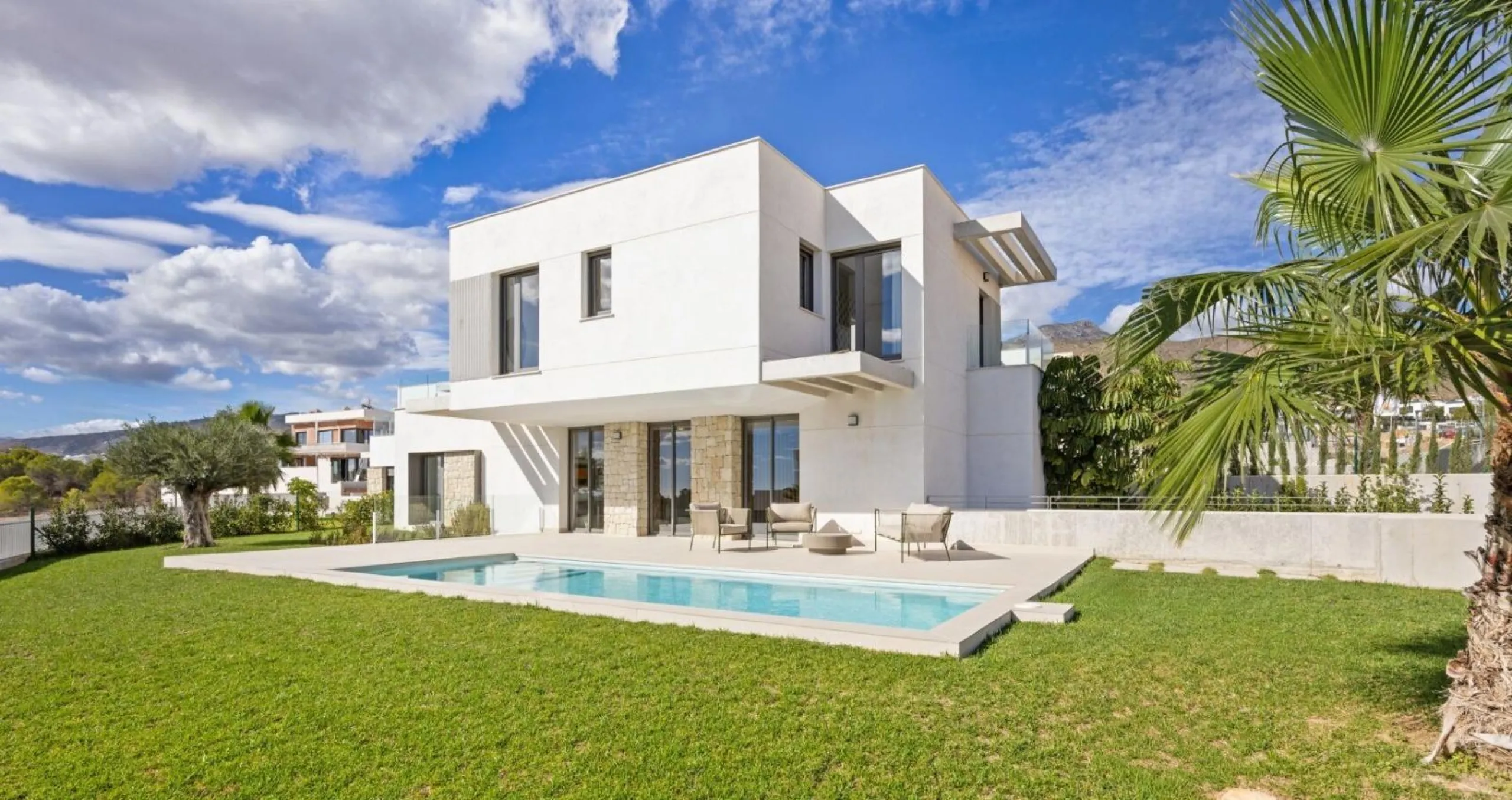Complejo Residencial de Villas en Golf Bahia - Fase 2