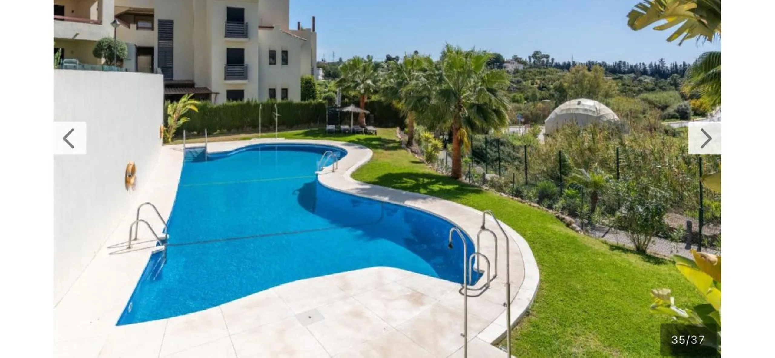 Vollständig renovierte 2-Zimmer-Wohnung mit großer 40-m²-Terrasse – Selwo, Estepona