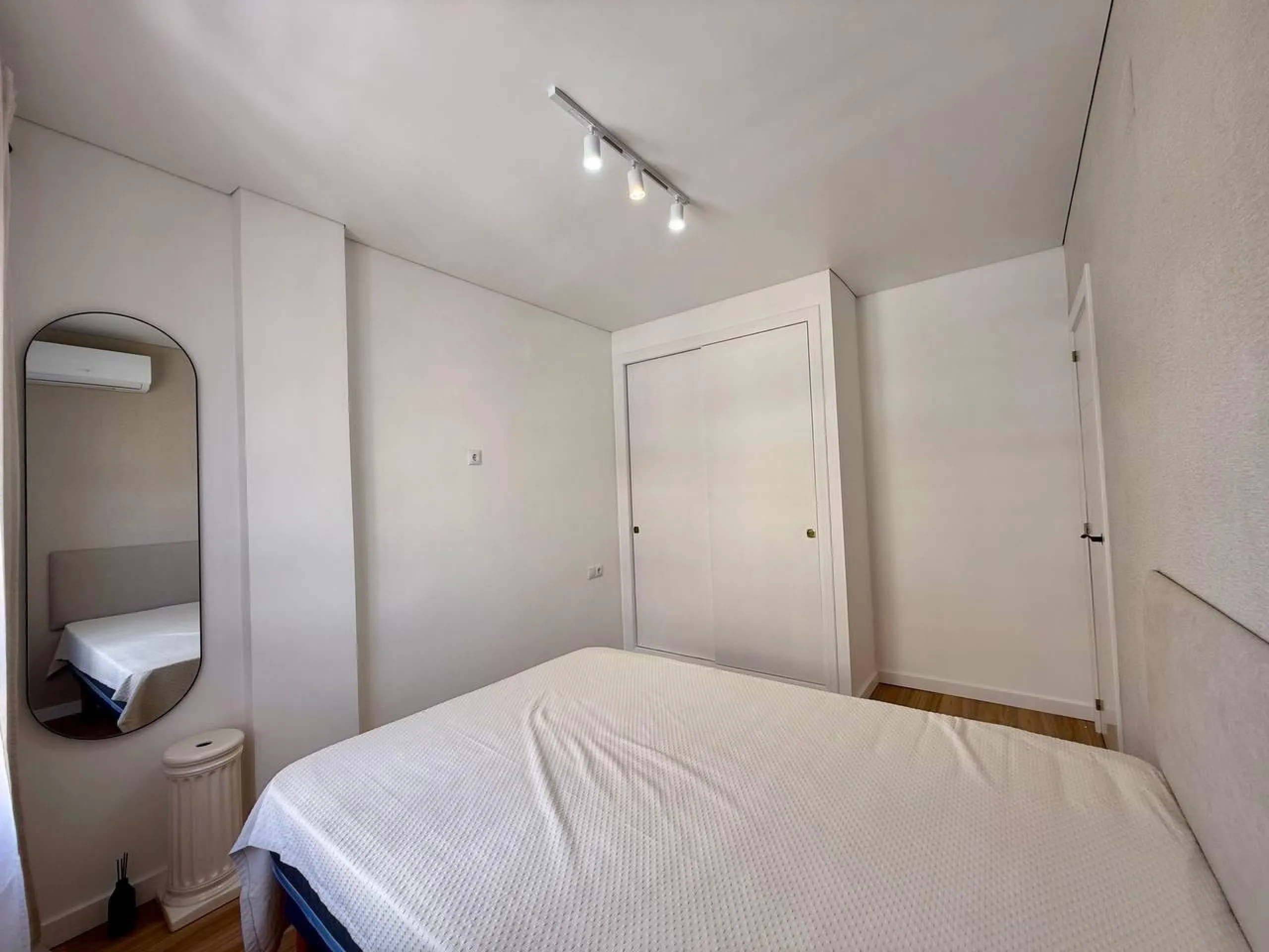 Renovated apartment in La Mata just 120 m from the sea