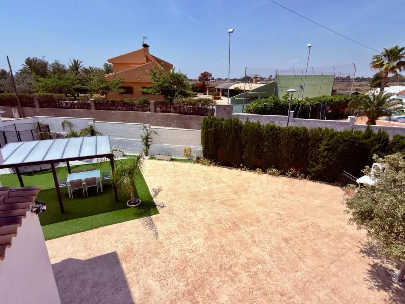 Exclusive villa with the atmosphere of a true private oasis in Los Girasoles