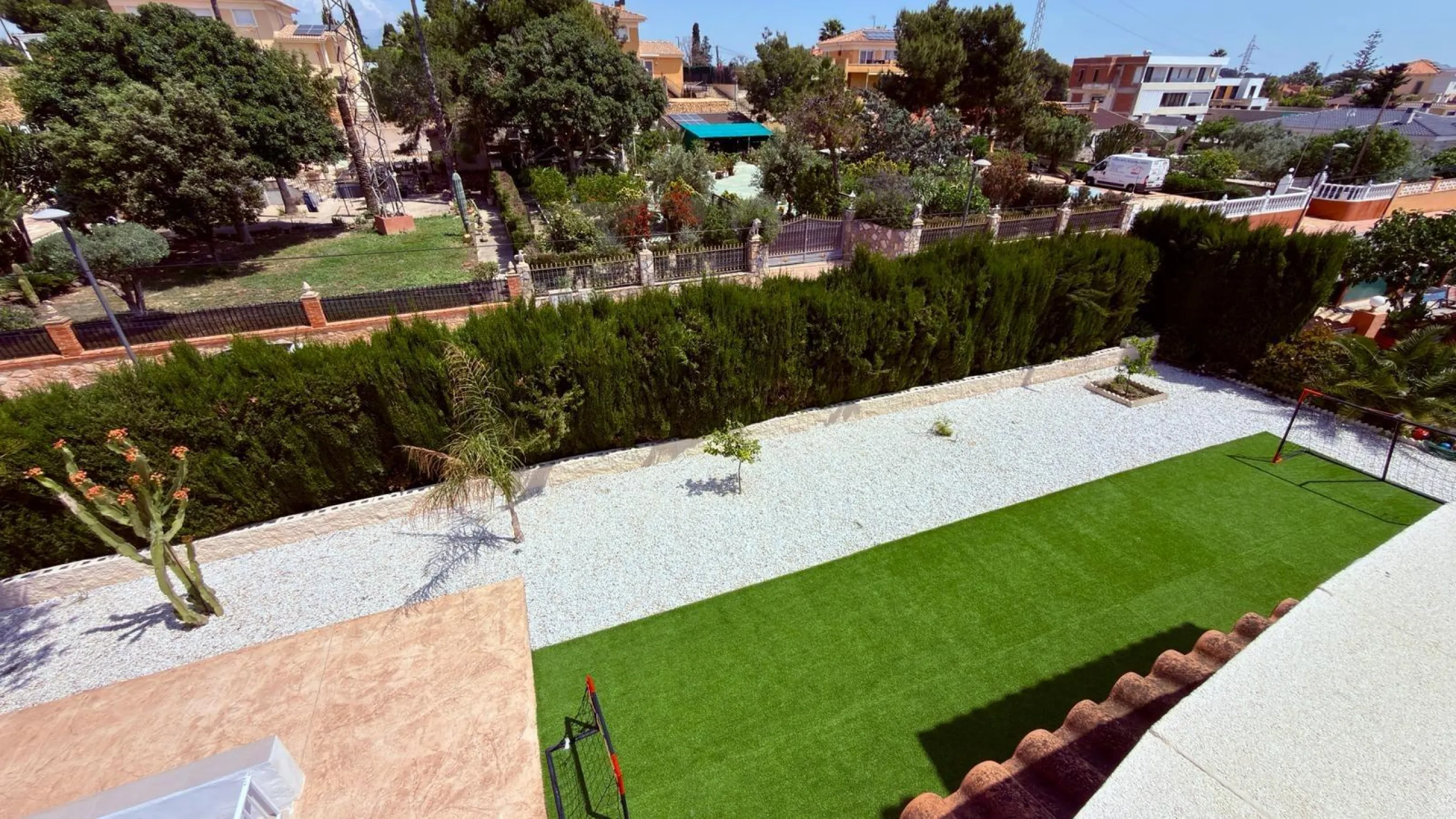 Exclusive villa with the atmosphere of a true private oasis in Los Girasoles