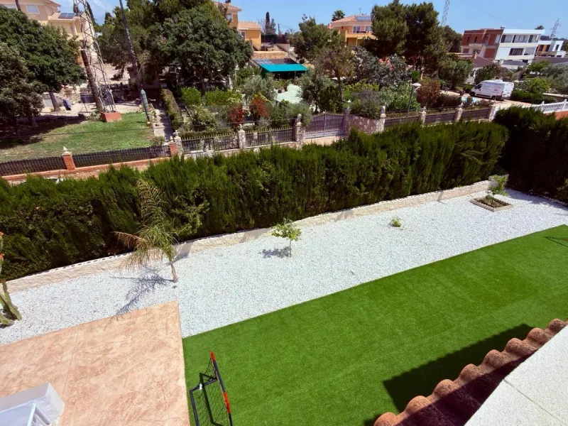 Exclusive villa with the atmosphere of a true private oasis in Los Girasoles