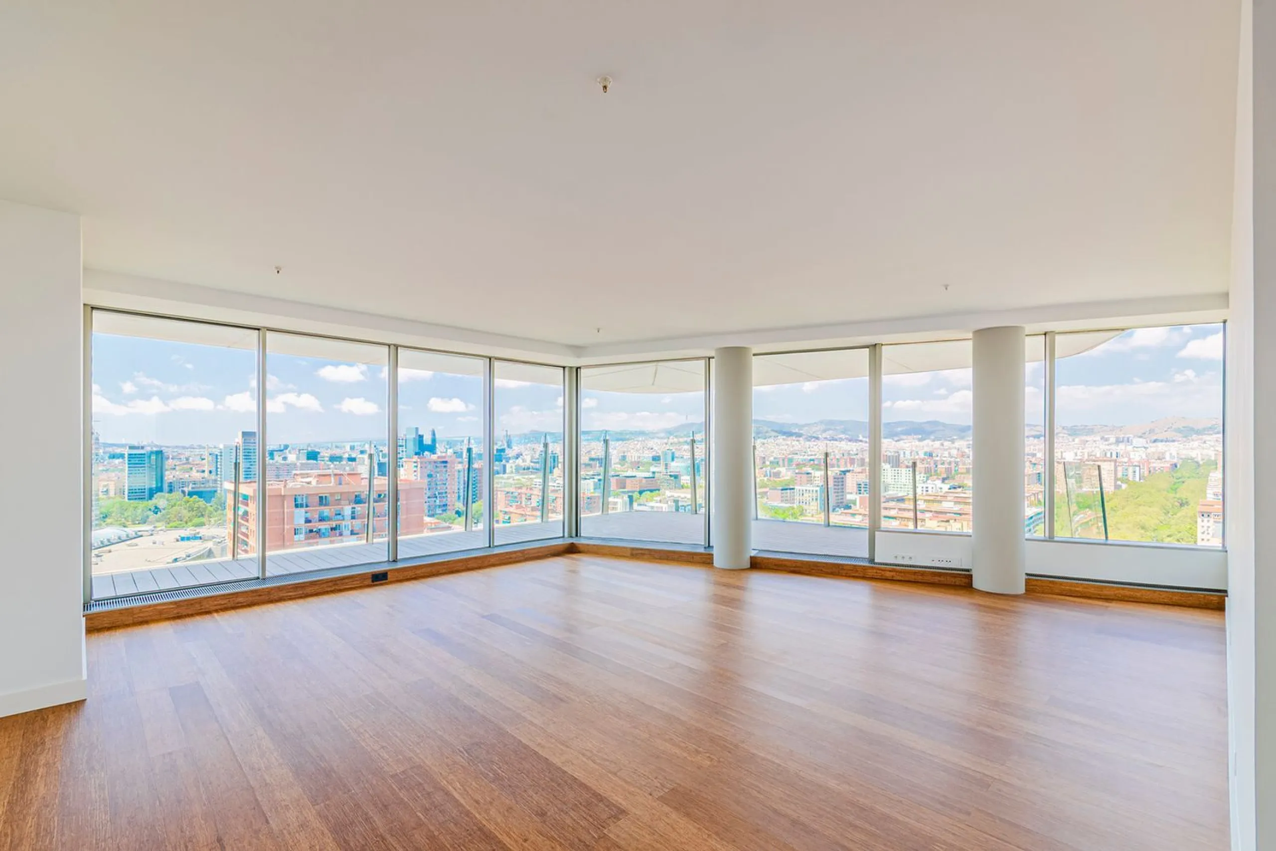 Luxury New Apartment on the First Line of the Sea in Diagonal Mar, Barcelona
