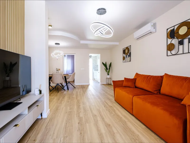 REFORMED TOWNHOUSE WITH SEA VIEWS IN "LAS FILIPINAS" ORIHUELA COSTA. WITH POOL. 3 BEDROOMS. 2 BATHROOMS. WITH A SURFACE OF 84 M2.