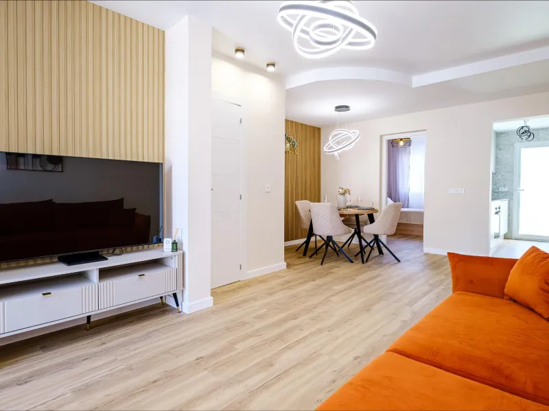 REFORMED TOWNHOUSE WITH SEA VIEWS IN "LAS FILIPINAS" ORIHUELA COSTA. WITH POOL. 3 BEDROOMS. 2 BATHROOMS. WITH A SURFACE OF 84 M2.