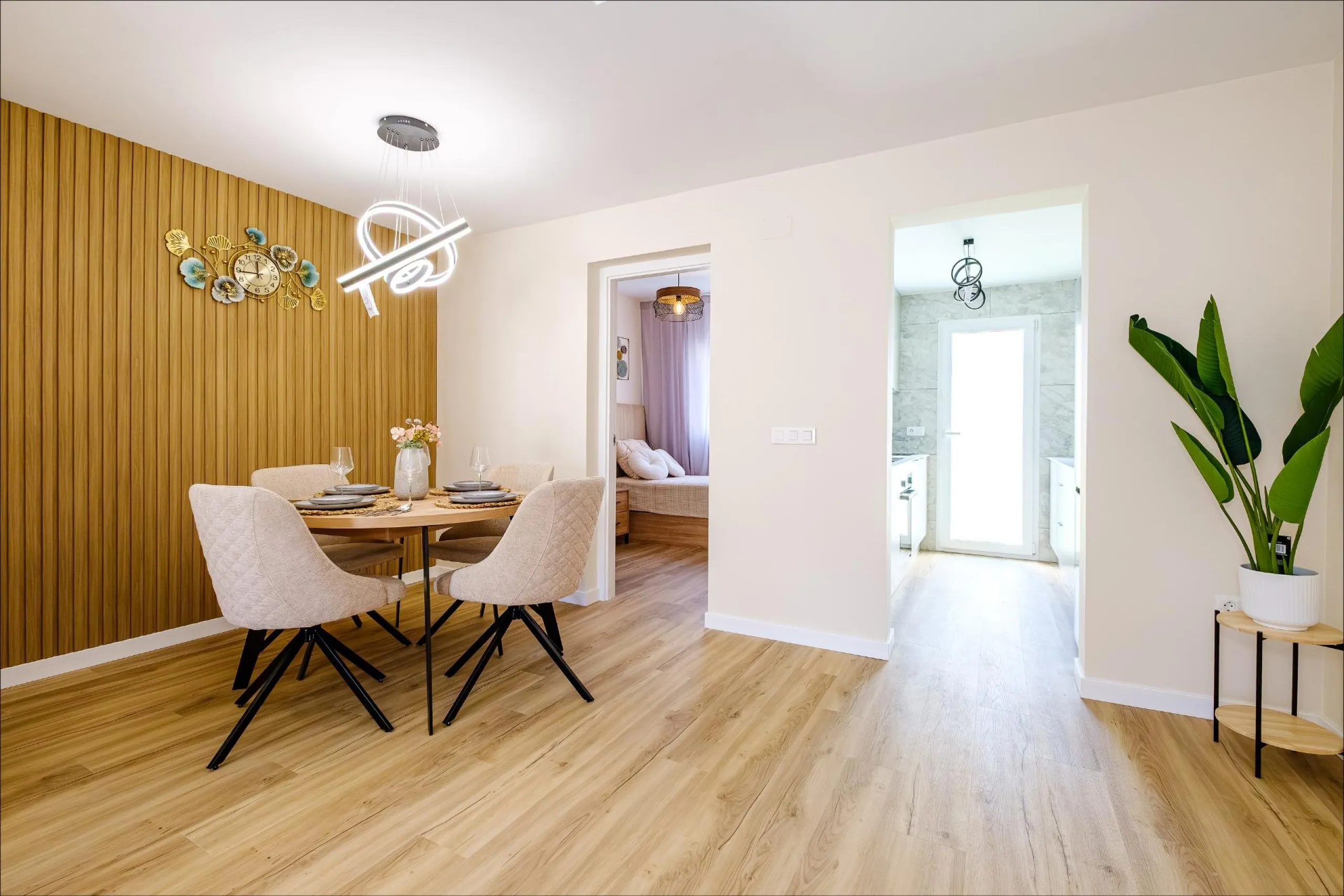 REFORMED TOWNHOUSE WITH SEA VIEWS IN "LAS FILIPINAS" ORIHUELA COSTA. WITH POOL. 3 BEDROOMS. 2 BATHROOMS. WITH A SURFACE OF 84 M2.